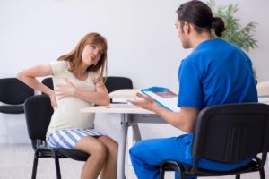 when to see a chiropractic when you're pregnant